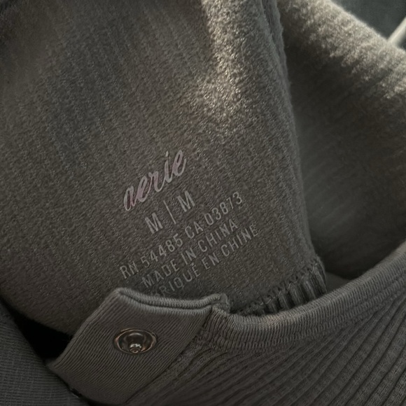 grey aerie tank - Picture 3 of 3